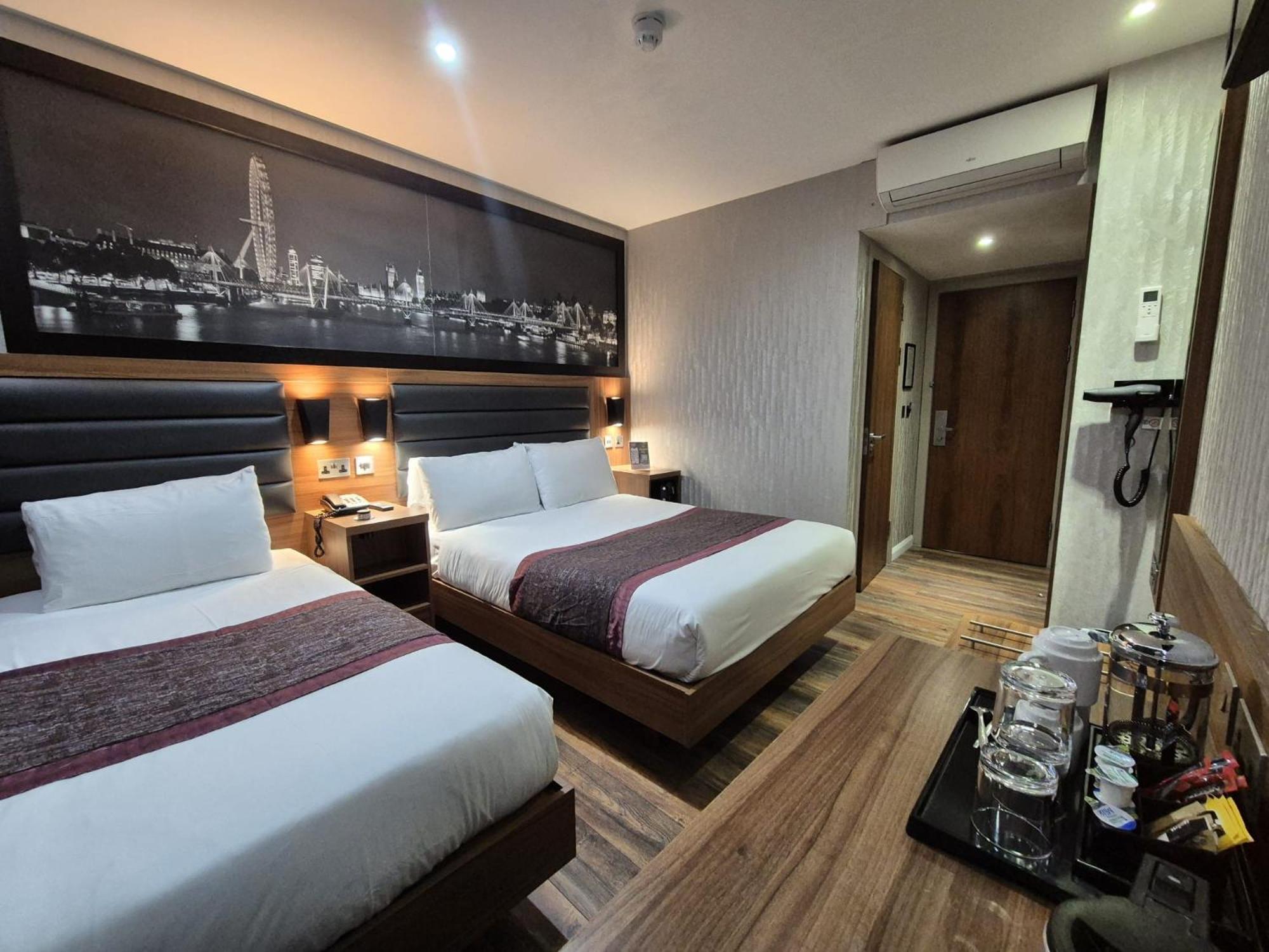 Court Hotel Londra